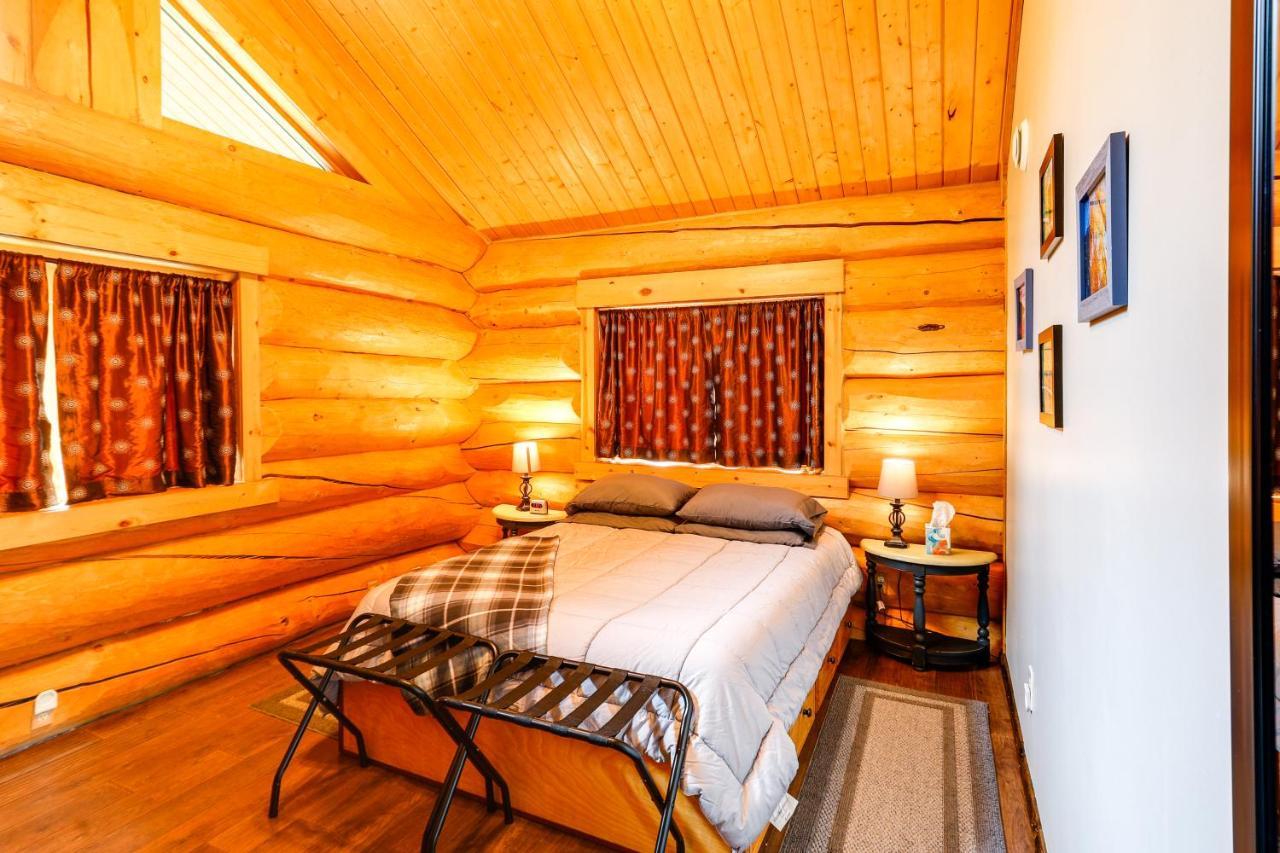 Riverside Log Cabin On-Site Aurora Viewing! North Pole Exterior foto